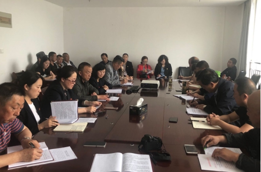 物產(chǎn)配送公司所屬黨支部召開(kāi)&ldquo;不忘初心、牢記使命&rdquo;主題教育專(zhuān)題研討會(huì)